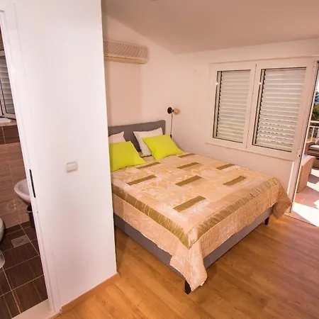 Miris Bora Villa Orebic